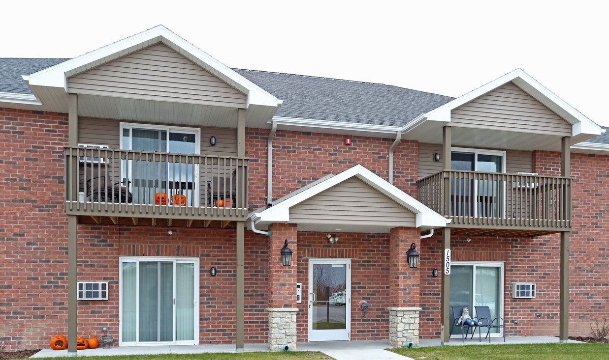 Ontario Road Apartments Bigelow Rentals